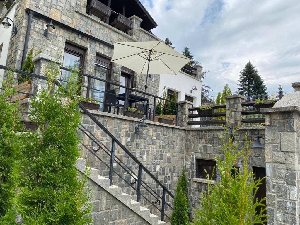 Hotel Vila Terase Sinaia Exterior foto